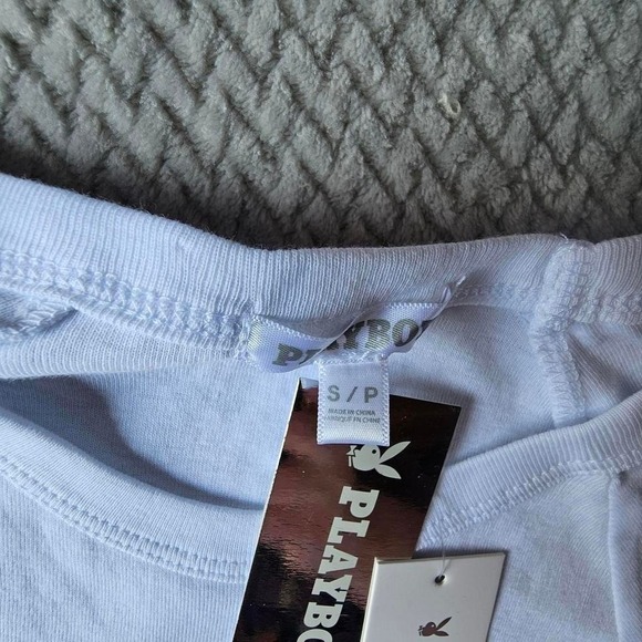 Playboy Crop Tee Women's S Heart Bunny NWT - Picture 3 of 6